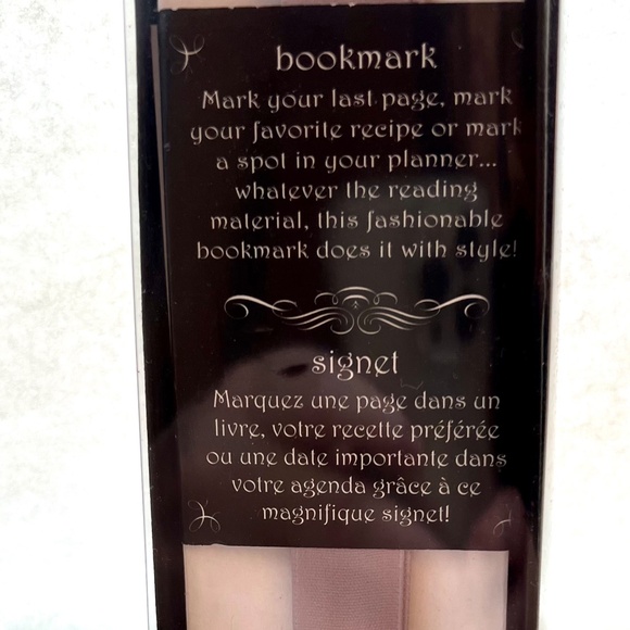 This House Believes Sign Gift Bundle Rustic
Cross Hope Planter & Cross Bookmark - Picture 7 of 14